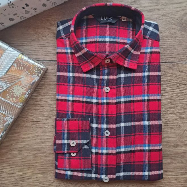 Přidejte trochu barev do sychravého dne. Červená flanelka je klasika, která vás zahřeje a nikdy nezklame. Navíc patří mezi...